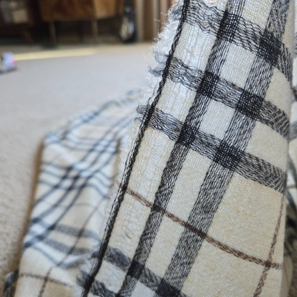 NWOT Cashmere Scarf Tan Plaid Nepal Open Weave Detail at Ends - Picture 5 of 13